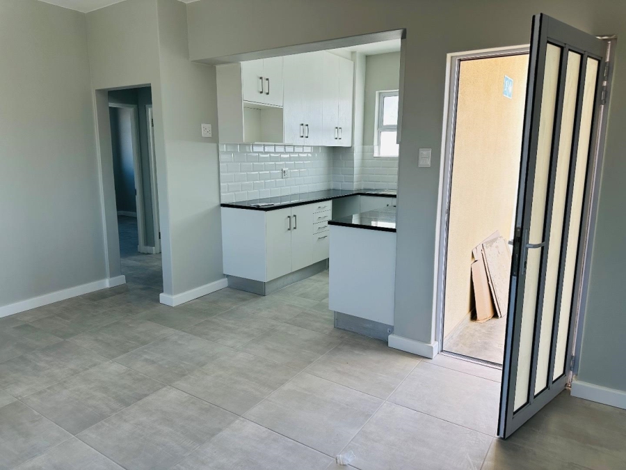 2 Bedroom Property for Sale in Oakdale Western Cape